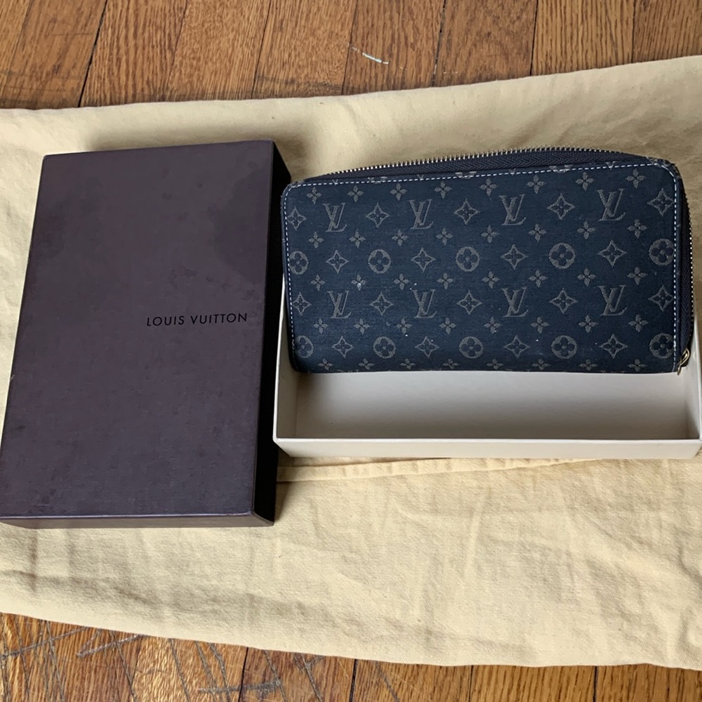 LOUIS VUITTON Brown Monogram Idylle Zippy Wallet M63009 161157